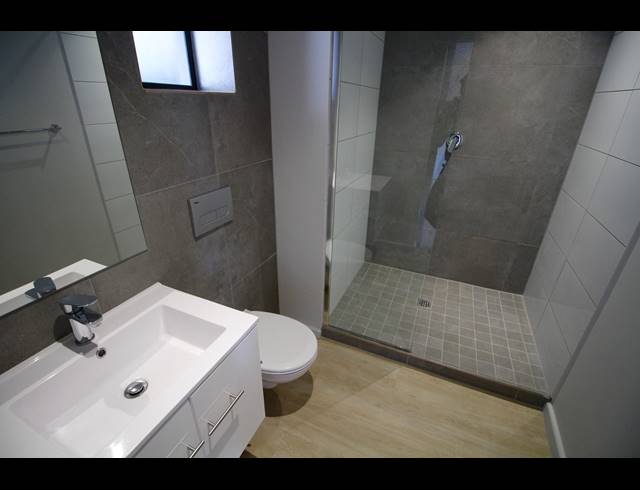 1 BEDROOM APARTMENT TO LET IN WOODSTOCK